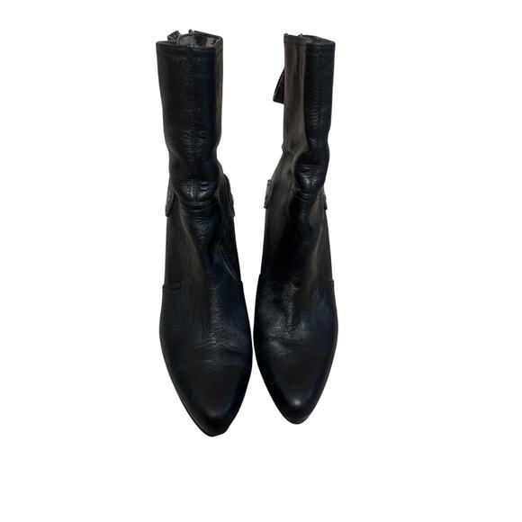 Vera Wang Brown Heeled Leather Boots - back zipper. Sz 8 1/2 - Picture 3 of 9